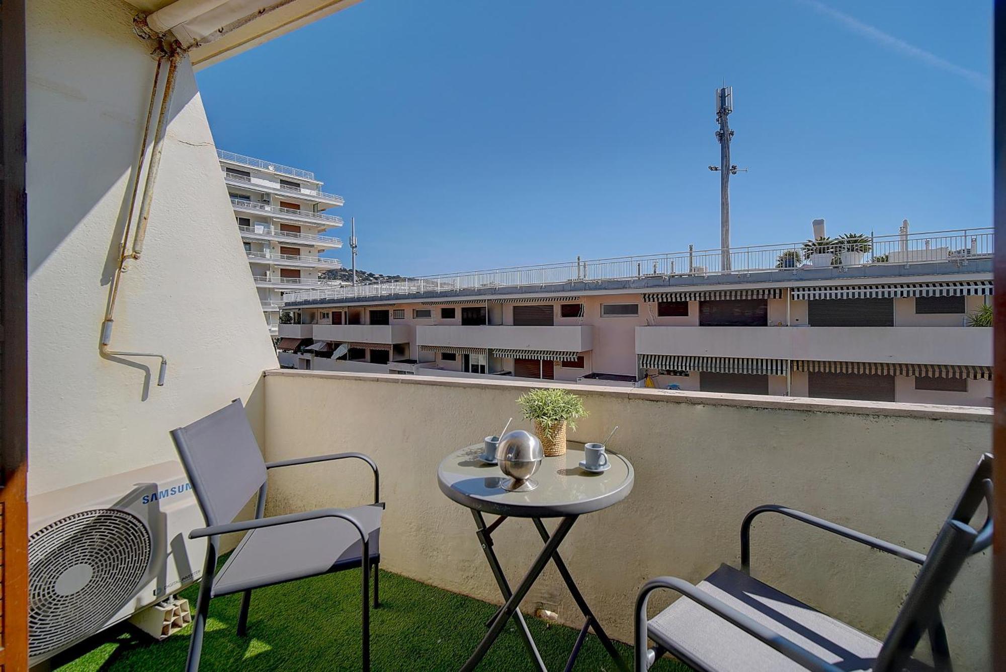 Le Palm - 100M Plage - Croisette - Verriere Cote D'Azur คานส์ ภายนอก รูปภาพ